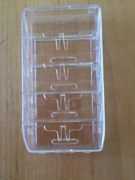picture of razor blade containers